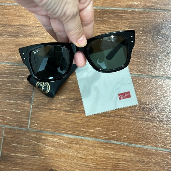 Ray-Ban  Mega Wayfarer Mint condition - Picture 7 of 7